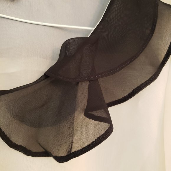 Atmosphere sheer blouse - Picture 2 of 5